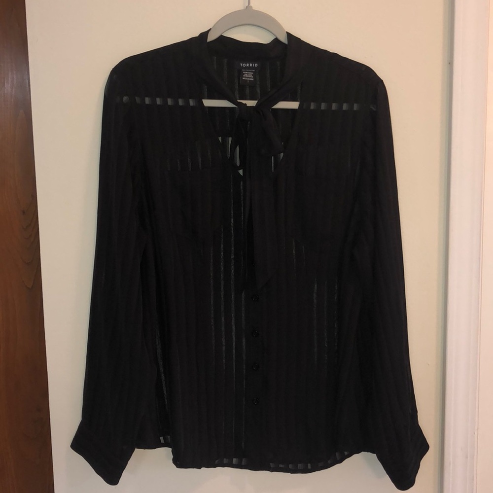 Torrid L/S blouse Sheer black stripe with bow sz 1